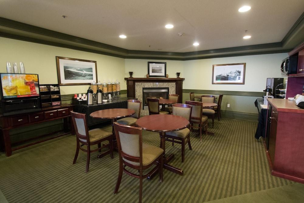 Nova Inn Peace River Екстер'єр фото